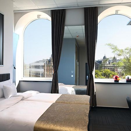 Fashion City Hotel Superior Boedapest Buitenkant foto